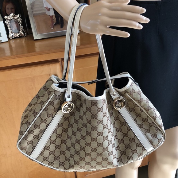 COPY - Authentic Gucci medium GG Twins Canvas Tote - Picture 2 of 15